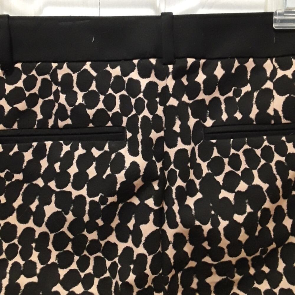 Ann Taylor LOFT  Animal Print Slacks, Pants 6/8 - Picture 5 of 6